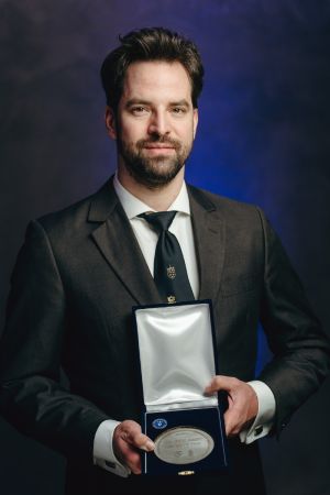 dr. szalardy levente phd